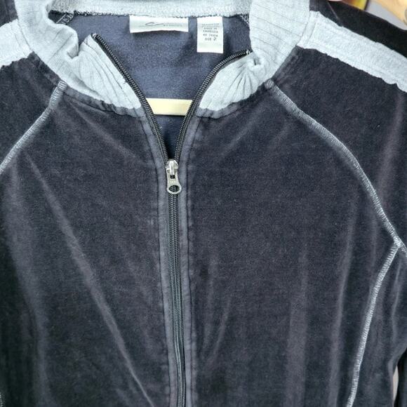 Spa by Chico’s Black and Gray Zip Up Sports Sweater Jacket Size 2 (L) - Picture 3 of 6